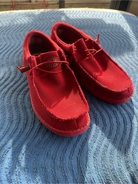 Men's Red Hey Dudes EUC